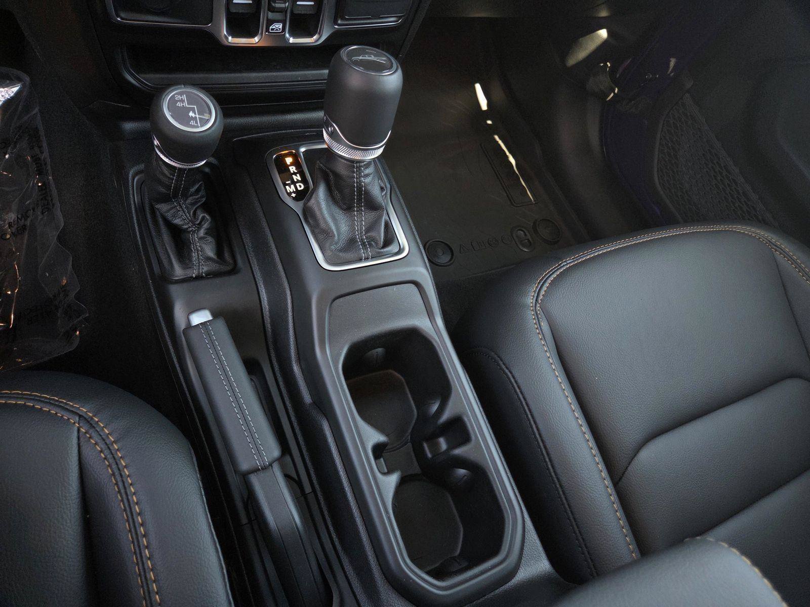 New 2026 Jeep Gladiator Sport AWD/4WD image 9