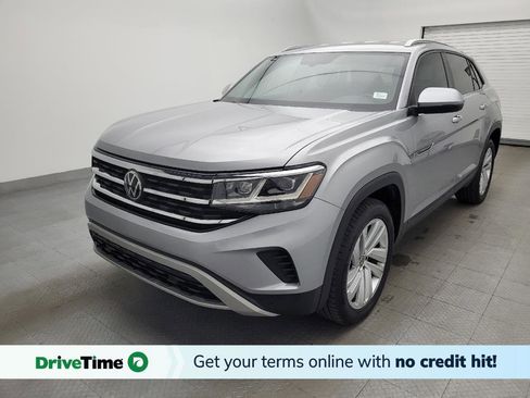 Used 2020 Volkswagen Atlas Cross Sport SE image 1