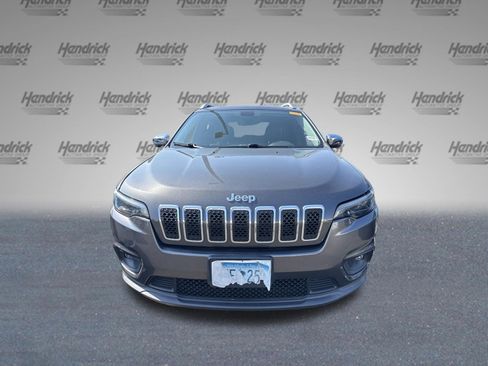 Used 2019 Jeep Cherokee Latitude Plus w/ Comfort/Convenience Group image 3