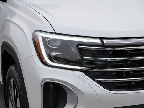 Certified 2026 Volkswagen Atlas SE AWD/4WD image 16
