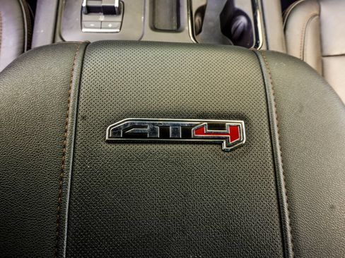 Used 2024 GMC Sierra 2500 AT4 w/ AT4 Premium Plus Package AWD/4WD image 22