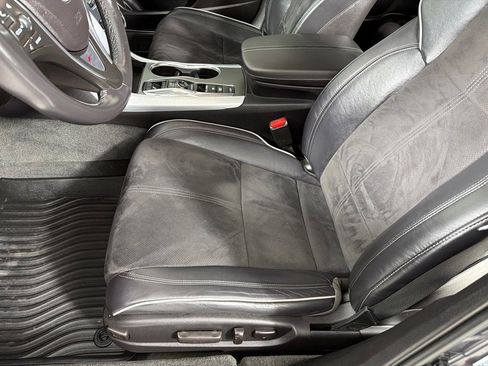 Used 2019 Acura TLX V6 w/ Technology & A-SPEC Pkg image 12