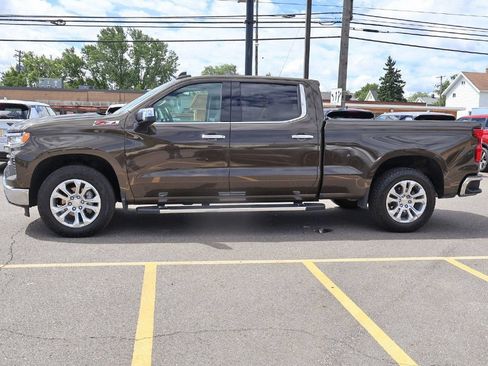 Used 2023 Chevrolet Silverado 1500 LTZ AWD/4WD image 14