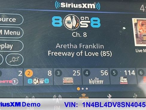 Used 2025 Nissan Altima 2.5 SV FWD image 34