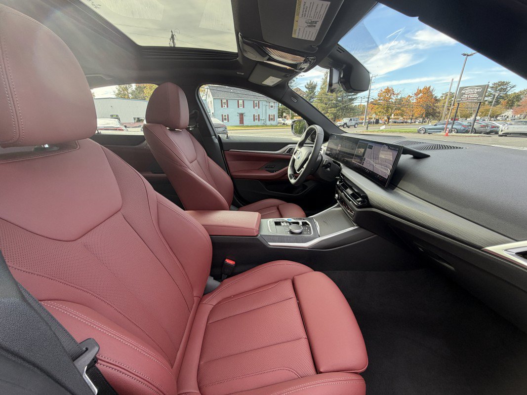 Used 2025 BMW i4 xDrive40i w/ Premium Package AWD/4WD image 24