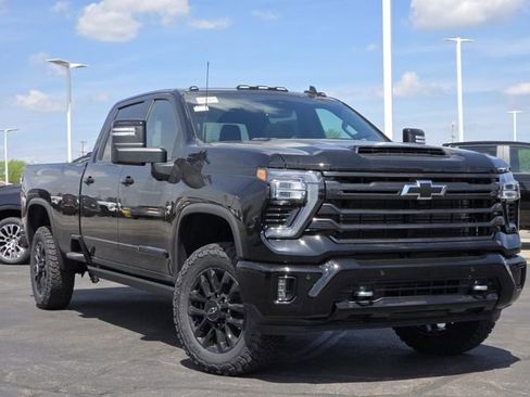 New 2026 Chevrolet Silverado 3500 High Country w/ High Country Premium Package AWD/4WD image 2