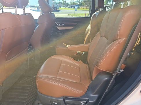 Used 2020 Subaru Ascent Touring w/ Popular Package #3 image 16