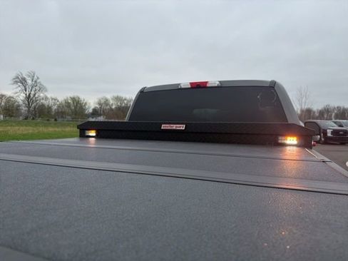 Used 2017 Ford F250 XLT w/ XLT Premium Package image 13