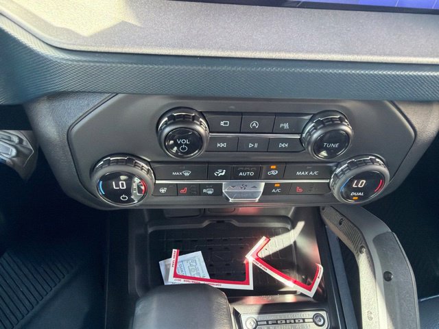 Used 2024 Ford Bronco Outer Banks AWD/4WD image 26