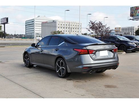 Used 2024 Nissan Altima 2.5 SR image 4