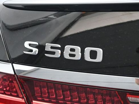 New 2025 Mercedes-Benz S 580 4MATIC Sedan image 14