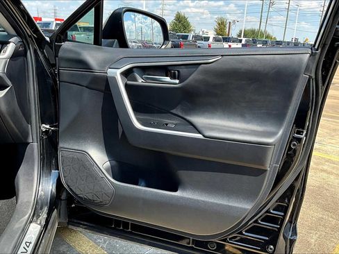 Used 2024 Toyota RAV4 Limited image 22