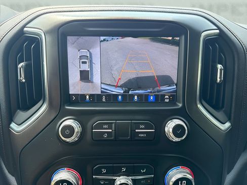 Used 2022 GMC Sierra 1500 AT4 w/ AT4 Carbonpro Edition AWD/4WD image 24