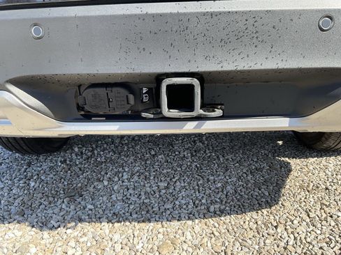 Used 2025 Ford Explorer Active w/ Active Comfort Package image 8