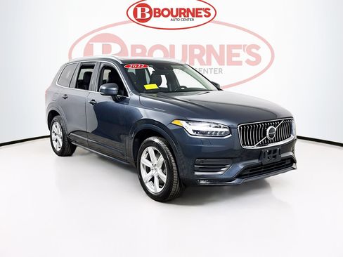 Used 2022 Volvo XC90 T5 Momentum image 1