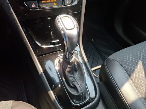 Used 2022 Buick Encore Preferred w/ Safety Package AWD/4WD image 15