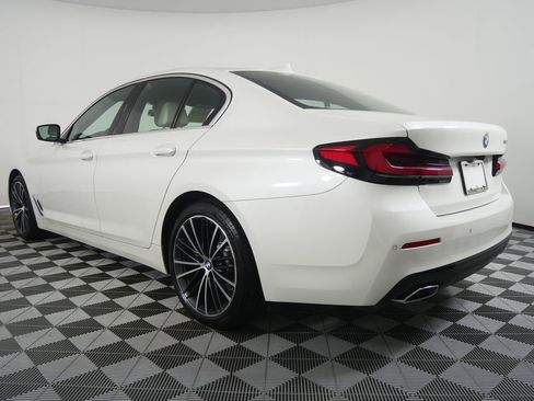 Used 2023 BMW 530i w/ Premium Package RWD image 5