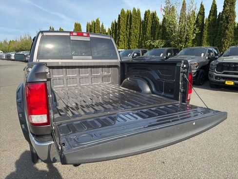 Used 2019 RAM 1500 Big Horn AWD/4WD image 17
