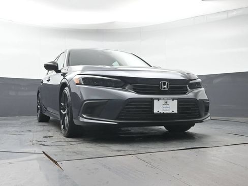 Certified 2024 Honda Civic Sport image 33