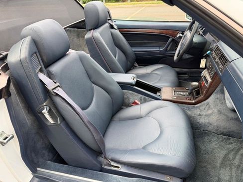 Used 1996 Mercedes-Benz SL 320 image 17