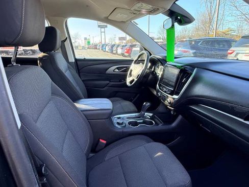 Used 2020 Chevrolet Traverse LT w/ Driver Confidence II Package image 15