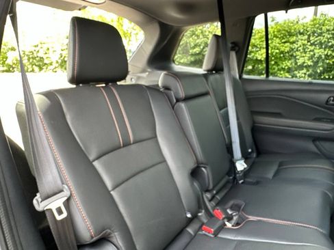 Used 2023 Honda Passport TrailSport image 34