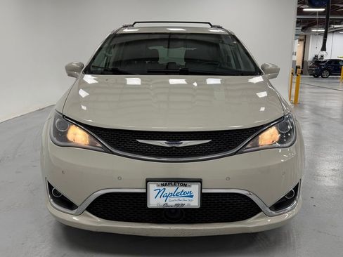 Used 2020 Chrysler Pacifica Touring-L Plus w/ Tire & Wheel Group image 6