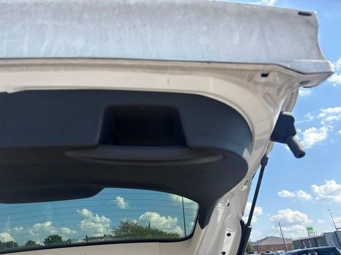 Used 2017 Ford Escape SE w/ Equipment Group 201A AWD/4WD image 28