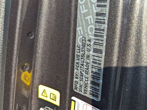 New 2025 Jeep Gladiator Sport image 32