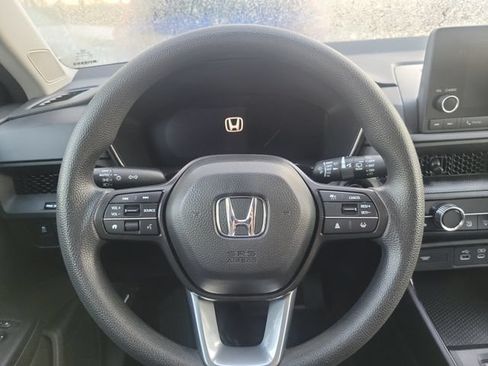 Used 2025 Honda CR-V EX image 14