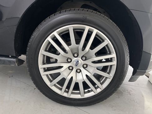 Used 2023 Ford Expedition Max Platinum image 17