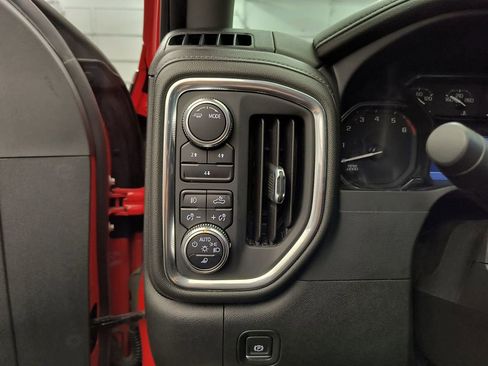 Used 2022 GMC Sierra 2500 SLE w/ SLE Convenience Package AWD/4WD image 27