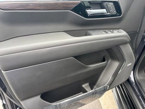 New 2026 Chevrolet Tahoe Premier AWD/4WD image 10