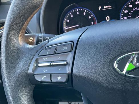 Used 2022 Hyundai Kona SEL image 26