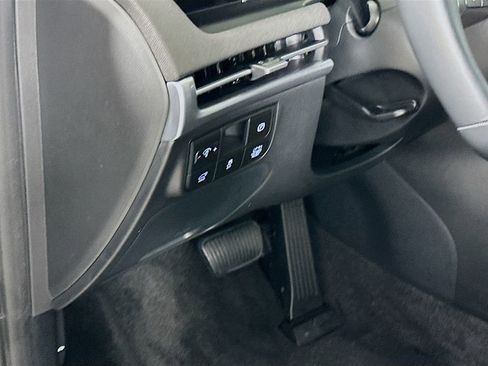 Used 2025 Hyundai Tucson Limited AWD/4WD image 10