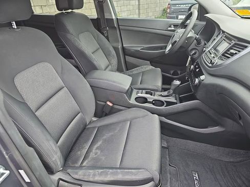 Used 2016 Hyundai Tucson SE w/ Option Group 02 image 11