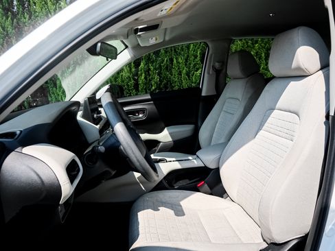 Used 2024 Honda HR-V LX image 7