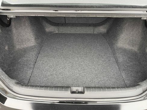 Used 2022 Honda Accord EX-L image 10