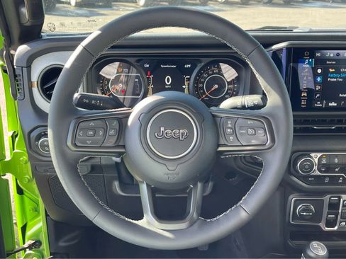 New 2025 Jeep Gladiator Sport image 20