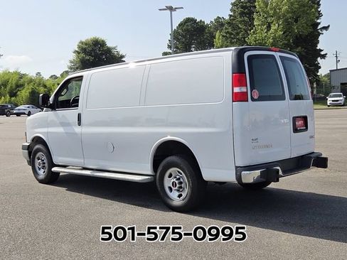 Used 2024 GMC Savana 2500 w/ Driver Convenience Package RWD image 3