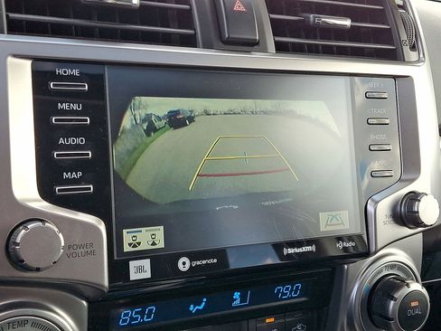 Used 2023 Toyota 4Runner Limited AWD/4WD image 15