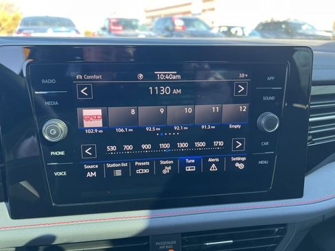 Used 2025 Volkswagen Jetta GLI Autobahn image 50