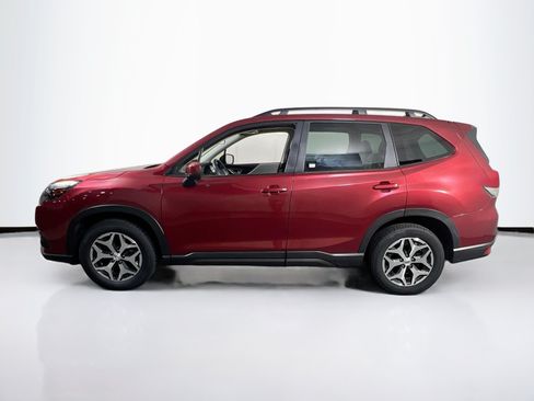 Used 2023 Subaru Forester Premium AWD/4WD image 8