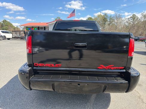 Used 2002 Chevrolet S10 Pickup LS w/ LS Preferred Equipment Group image 5