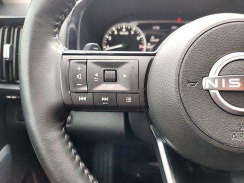 Used 2024 Nissan Pathfinder SL w/ Cargo Package image 29