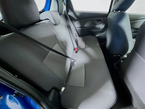 Certified 2015 Toyota Yaris SE image 22