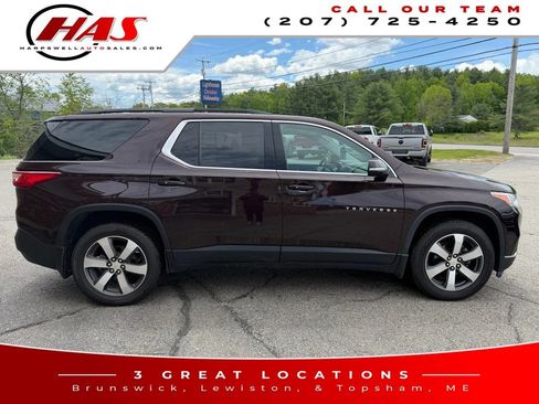 Used 2020 Chevrolet Traverse LT w/ LT Premium Package AWD/4WD image 8