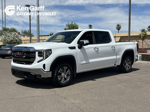 Certified 2024 GMC Sierra 1500 SLT image 1