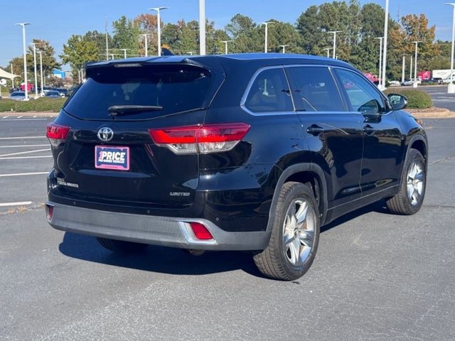 Used 2017 Toyota Highlander Limited FWD image 5