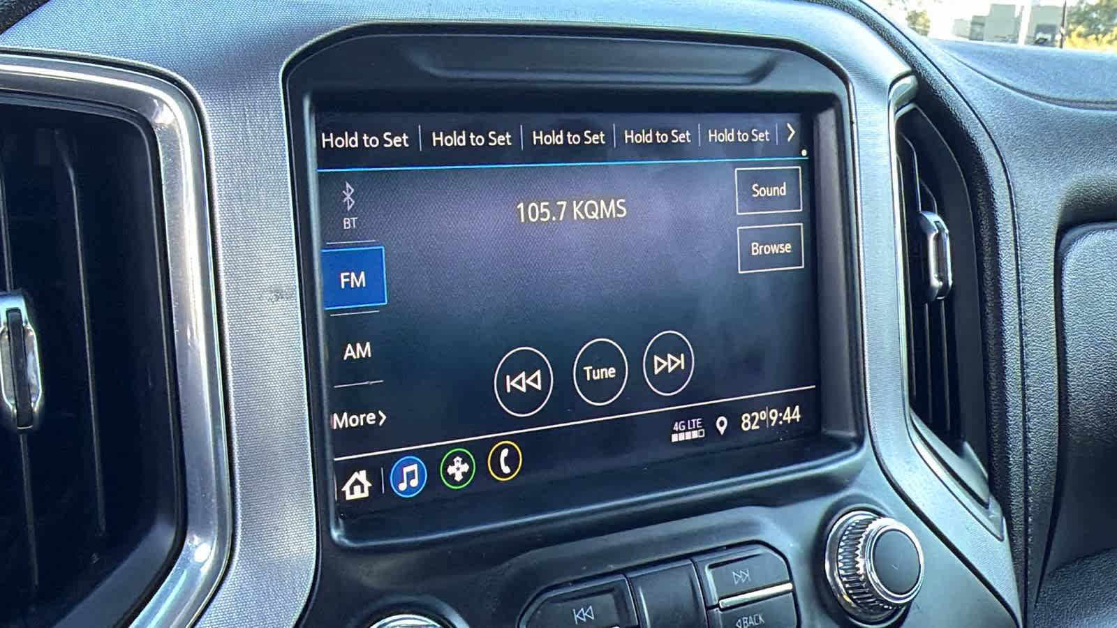 Used 2020 GMC Sierra 1500 SLE w/ SLE Value Package AWD/4WD image 15